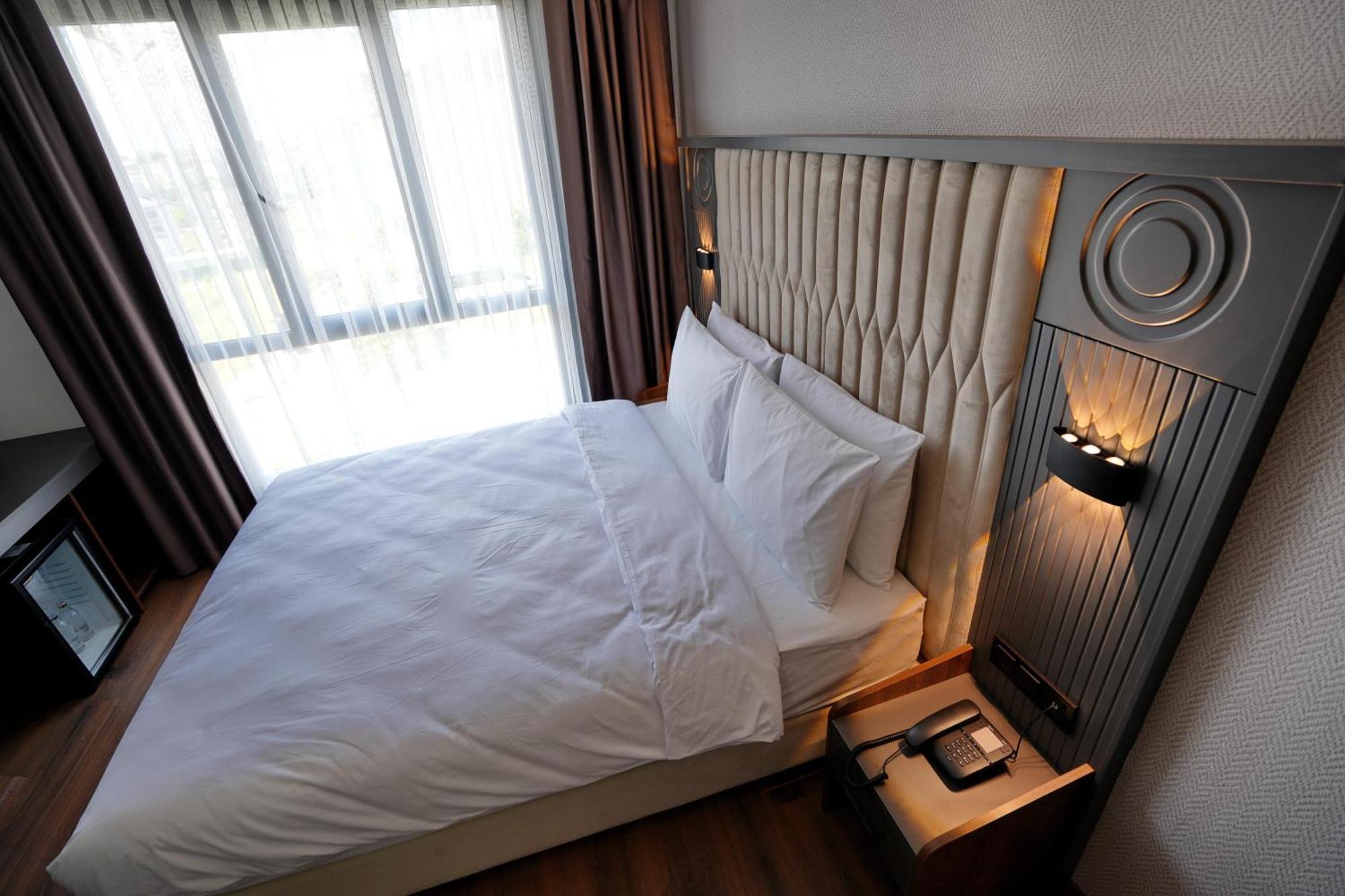Shelton Airport Hotel Arnavutkoy Extérieur photo