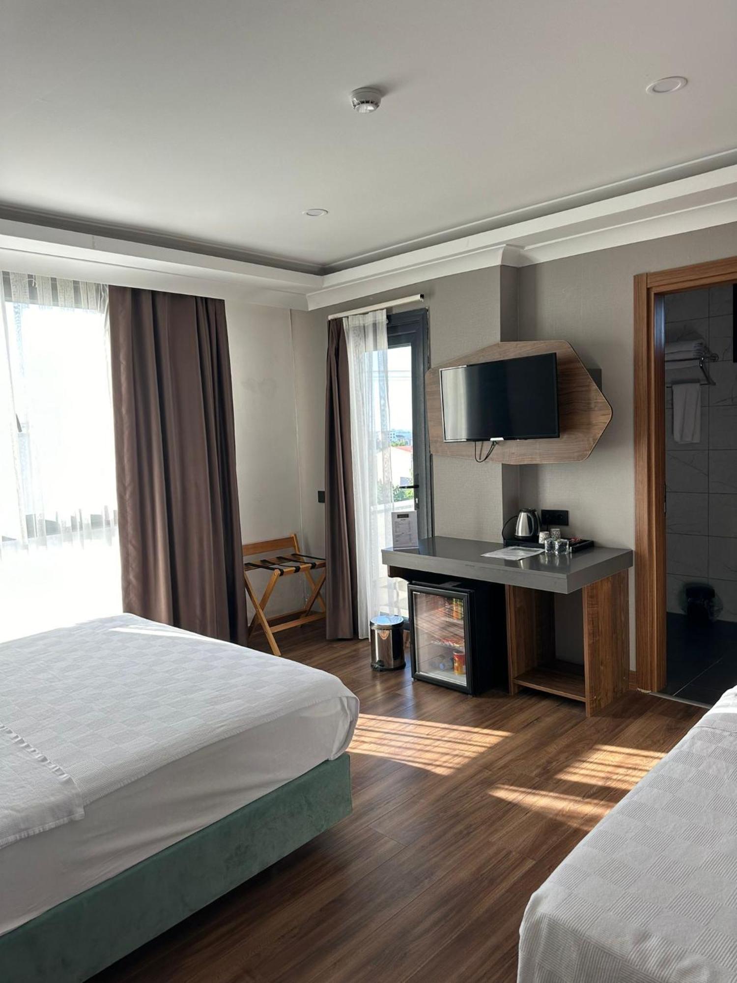 Shelton Airport Hotel Arnavutkoy Extérieur photo